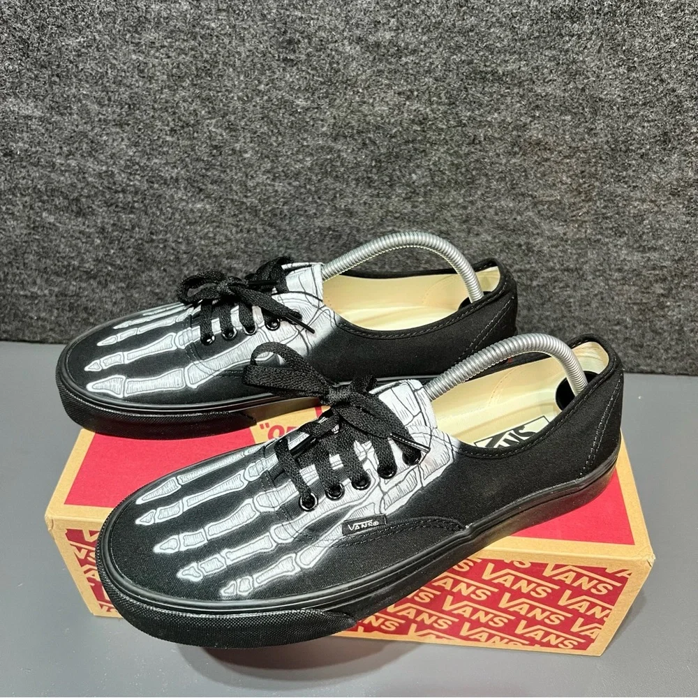 Vans Men's “X-Ray Skeleton Feet” Authentic Lace Up Shoes Size 10 - Picture 4 of 13
